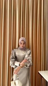 Elia Dress Bahan Satin Silk Premium Size M - XXL / Dress Kondangan Bridesmaid / Baju Lebaran Terbaru 2025 / Dress Wanita / Dress Pesta Mewah Elegant Viral Busui Friendly / Gamis Lebaran