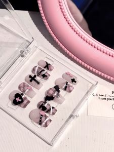 Cupids Sweet Heart Handmade Wearable Nail Art Pure Black And Pink Checkered Cute Detachable Short Nails Beauty Tools Makeup