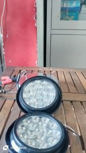 Đèn Led tròn SD-2015 nguồn 12v màu trắng đỏ vàng gắn đèn đuôi mooc kéo Mỹ xe độ. Hàng đẹp