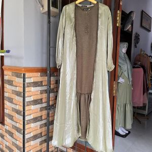 DRESS SHIMER BY JOURNEYSCARVES