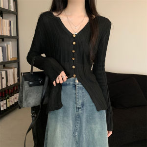 Coffee Color V-neck Slit Knitted Bottoming Shirt Womens Spring and Summer Silm Slim Looking Thin Inner Match Chic Fancy Tops
