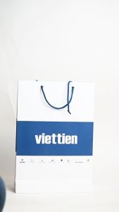 Áo sơ mi tay ngắn Việt Tiến vải hoa hồng