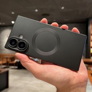 Square Rectangle Right Angle Side Black White Magnetic Absorption Charging Compatible iPhone16pro Mobile Phone Case Apple15promax Protective Cover Soft Shell 14PM Full Wrap 13/12pro Anti-fall Silicone