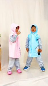Jas Hujan Anak Setelan: Mantel Anti Air Untuk Balita & Junior