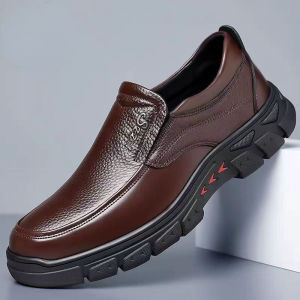 SHIPAILUO | Leather Slip-On Shoes Mens Large Size Casual Fleece Lined Booties Comfortable Round Toe Flat Heel Rubber Outsole Fall Winter