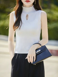 YUEXINYIRONG | Chinese Style Half-High Neck Sleeveless Knit Vest Inner Wear