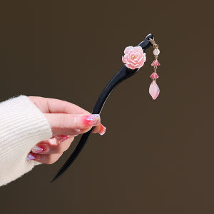 จี้ผมทรงโบราณสไตล์จีนโบราณ ดอกบัว จี้ผมแบบหมุนได้ วัสดุไม้ สไตล์ราชวงศ์ ใหม่ ราคา 1-9.99 หยวน