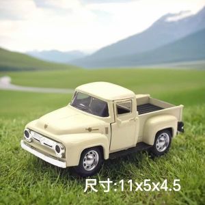 Retro Truck Alloy Car Model Childrens Toy Vintage Pickup with Pullback Feature Collectible Simulation Metal Vehicle Toy