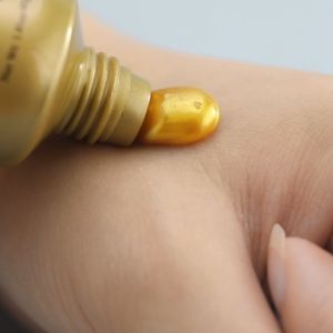 OEDO ลบหัวดํา รูขุมขนหดตัว ปรับปรุงผิวที่หยาบกร้าน กําจัดสิวหัวดําสิว ควบคุมความมัน ให้ความชุ่มชื้น มาสก์หน้า Gold Black Face Pack