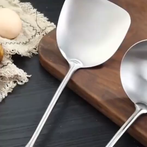 Long Handle Stainless Steel Cooking Spatula Wooden Handle Heat Resistant Anti-Scalding Soup Spoon Home Use Wok Spatula