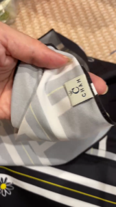 G-DRAGON_ONE PETAL DAISY - G-DRAGON 2025 WORLD TOUR IN HANOI - Khăn lụa - Khăn Bandana 70x70cm