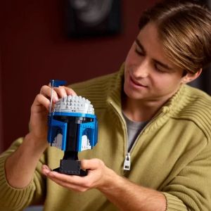 ชุดตัวต่อโมเดลหมวกนักรบ Moc Star Battle ปี 2025 ของเล่นเสริมพัฒนาการสำหรับเด็กและผู้ใหญ่ ของสะสม ของขวัญ 616 ชิ้น