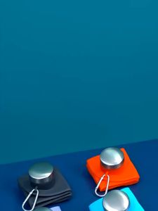 700ml Collapsible Silicone Sports Water Bottle with Karabiner Clip Foldable Travel Hydration Cup