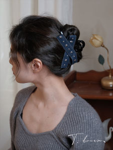 กิ๊บติดผมผ้าเดนิมขนาดใหญ่รูปดาว ทรงฉลาม กิ๊บติดผมแบบอเนกประสงค์สำหรับผมยาวหรือผมหนา สไตล์ฝรั่งเศส แบรนด์ Midsummer Night Dream