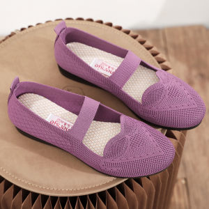 รองเท้าผ้าใบสไตล์ปักกิ่งโบราณสำหรับผู้หญิง รองเท้าลำลองพื้นแบนระบายอากาศได้ดี รองเท้าสวมสบาย สไตล์ฤดูใบไม้ผลิและฤดูร้อน