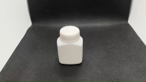 ขวด 30 มล. (100 ใบ) พลาสติกขาวทรงสี่เหลี่ยมผืนผ้า + ฝาขาว #28 (GW.=0.95Kg.)