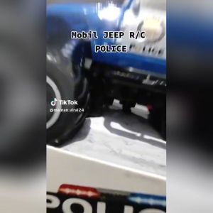 [KST] Mobil Remote Kontrol Mainan RC Rock Crawler Off Road Anak Laki Laki Kado Ulang Tahun