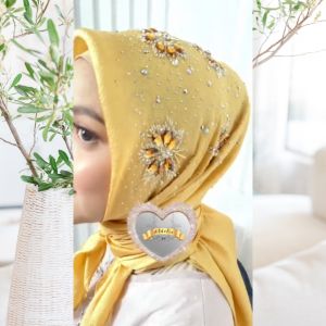 Hijab Segi Empat Pesta Payet Terbaru Motif Swarovski Premium Mewah Elegan Jilbab Kondangan BTG