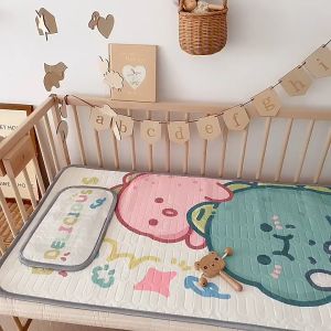 Set Chiếu Điều Hòa Cao Su Non Cao Cấp Họa Tiết Ngộ Nghĩnh Đáng Yêu Cho Bé