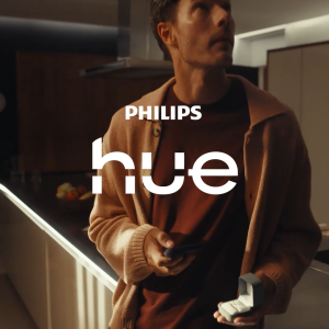 Philips Hue Flux Strip Light 3m Base Kit White and Color Gradient UK