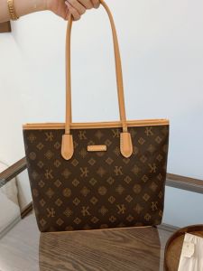 Fashionable Large Capacity Womens Shoulder Bag 2024 New Style Underarm Tote Handbag Elegant Sensation PU Leather Casual