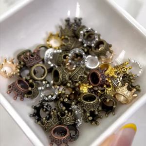 10pcs Vintage Alloy Small Crown Pendant Spacer Beads for DIY Necklace Bracelet Hair Accessories Jewelry Making Accessories
