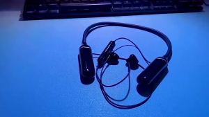 Headphone Leher Bluetooth Wireless Neckband Earphones Bluetooth 5.2 HiFi Stereo Outdoor Sports Headset Long Battery Life Waterproof