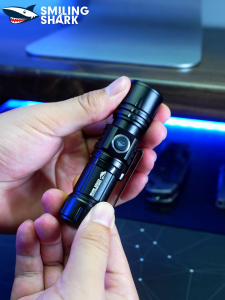 【6000LM】SMILING SHARK SD5031 Mini Torch Light Super Bright Flashlight Small with Metal Clip Magnetic 3 Modes Type-C Rechargeable Zoomable Hiking Running Emergency Gift Lighting