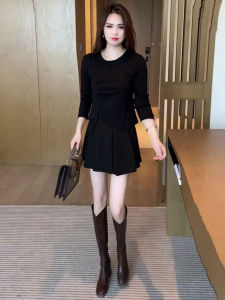 เสื้อยืดคอกลมแขนยาวทรงสลิมฟิตสำหรับผู้หญิง ฤดูใบไม้ผลิและฤดูใบไม้ร่วง เสื้อเชิ้ตแขนยาวสีพื้น เสื้อผ้าทำงานสไตล์เกาหลี