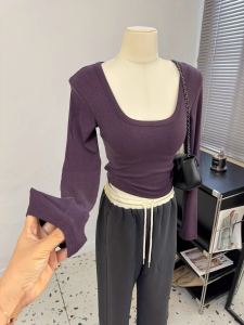 เสื้อยืดคอกลมแขนยาวทรงพอดีตัวสำหรับผู้หญิง เสื้อเชิ้ตทรงเข้ารูปลำลอง ทรงเข้ารูป แขนยาว คอกลม ทรงพอดีตัว