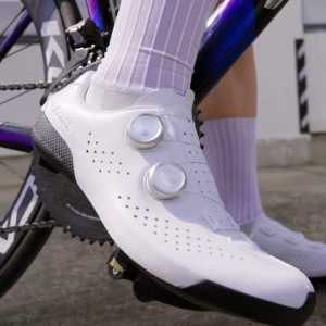 Santic Wide Men Road Cycling Shoes Thermoplastic Carbon Sole ATOP Quick-Lock Buckle Breathable Bike Shoes