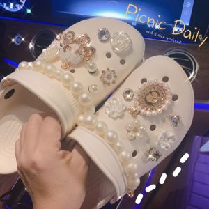 Giày Lỗ CROCS Phụ Kiện Trang Trí Hoa Giày Phụ Kiện Có Thể Tháo Rời Pha Lê Kim Cương Ngọc Trai Phong Cách CHANEL DIY