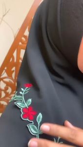 Hijab instan Shasa by Ayyuby (Bahan ceruty babydol premium)