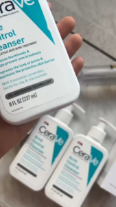 rửa mặt cho da mụn giảm mụn với 2% axit salicylic Cerave Acne Control Cleanser blemish 237ml