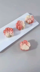 4pcs/Set Flower Shape Round Mooncake Mold Chinese Pastoral Style Hand Pressure 3D Home DIY Fondant Cake Decoration Tools