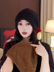 Autumn Winter New Style Womens Loose Knitted Shiny Sequin Beanie Hat Face Slimming Ear Protection Warm Full Coverage Cap