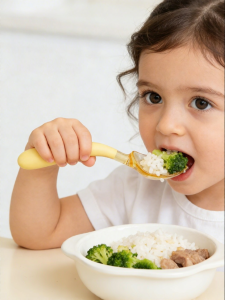 Beeshum | Self-Feeding Training Spoon for Infants