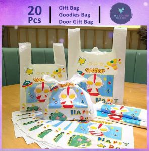 Gift Bag 20pcs Goodies Bag Door Gift Birthday Wedding Party Ultraman Happy Day Cartoon Pattern 101 Plastic Bag Food Grade Portable Convenience Bag 礼物袋