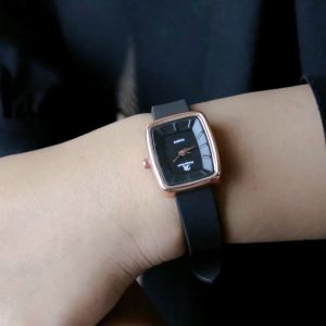 PhiLipe Ricci Jam Tangan Couple Pasangan Pria Wanita Strap Tali Karet Desain Kekinian 8896C Free Box Dan Baterai Cadangan
