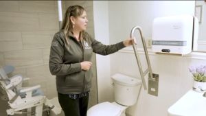 HEYMAN Safety Toilet Rail Stainless Steel Safety Toilet Handicaped Handbar Handle SUS304 Anti Fall Handicap Grab Bar Safety Handles Toilet Handrail with Stand