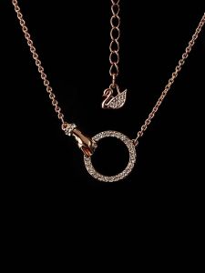 💖Swarovski💖Rose gold hand-held round white diamond pendant necklace S925 sterling silver womens fashion necklace hypoallergenic non-allergenic Valentines Day gift birthday gift for girlfriend bestie