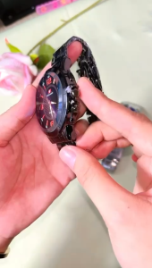 Jam tangan rantai pria berantai berkualitas  gaya bisnis santai - Kaca tebal kokoh dan tahan lama