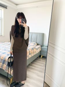 French Style Half High Collar Cocoon Sleeveless Knitwear Women Autumn High End Unique Personality Sweater Shawl Top Commute