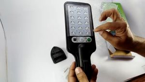 Solar Street Lamp Outdoor jalan 300/500w Outdoor LED Solar Flood Light Street Light Remote Control 18LED led Street lamp