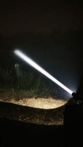 Senter Kepala LED Super Terang Headlamp 50W - Zoom & Sensor Gerak Tahan 24 Jam USB Rechargeable 1000 Lumens IPX4 Waterproof untuk Camping/Outdoor/Pekerjaan Malam Garansi 10 Tahun