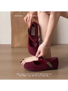 Retro Red Mary Jane Flat Bottom Casual Slip-On Womens Shoes round Toe Fashionable All-Season Leather Version Single Shoes