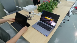 【Local Warehouse】ZOOMEDIN 15.6 1080P Ultra-Slim Portable Monitor 100% SRGB External monitorDual Speakers Extender Display. with Smart Cover for LaptopPC Phone Xbox PS4/5【Delivered Whinin 72 Hours】