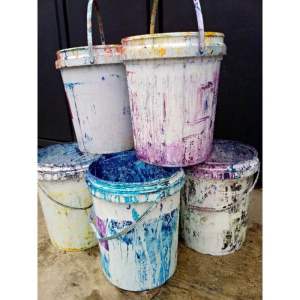 Ember bekas masih kotor UK 25/20 kg tidak bocor dan pecah plus tutup murah