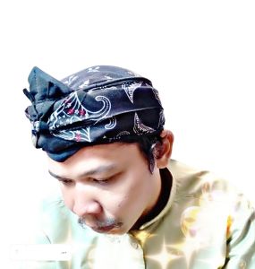 Blangkon Motif Manggar Hitam Katun Halus Bunga Padi Bisa Dicuci iket jagokaryan