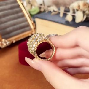 Huitan Gold Color Luxury Women Ring Full Sparkling CZ Stylish Lady Finger Accessories for Wedding Engagement Gentle Jewelry Gift